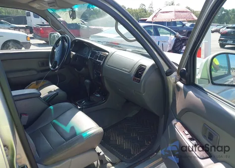 2002 Toyota 4Runner Sr5 V6 z USA, uszkodzony, nr VIN JT3GN86R620236146